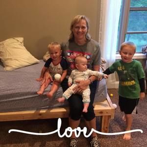 Meet your Posher, Sharon